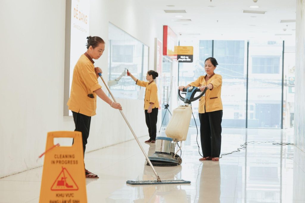 Vệ sinh công nghiệp – Điểm chạm góp phần tạo nên trải nghiệm tòa nhà